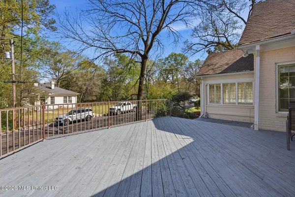 $265,000 | 1622 Poplar Boulevard, Jackson, MS 39202