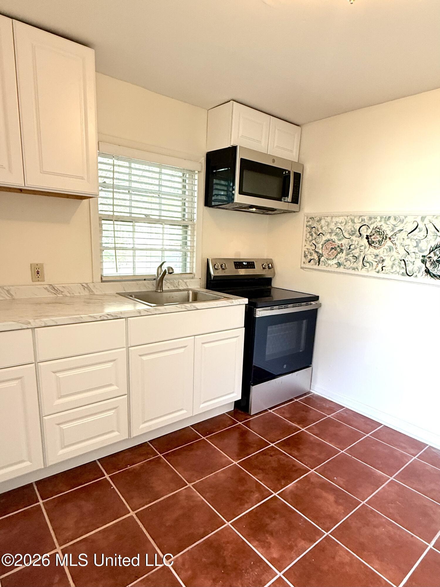 1622 Poplar Boulevard Jackson, MS 39202 - Photo 30 of 35 IMG_3342