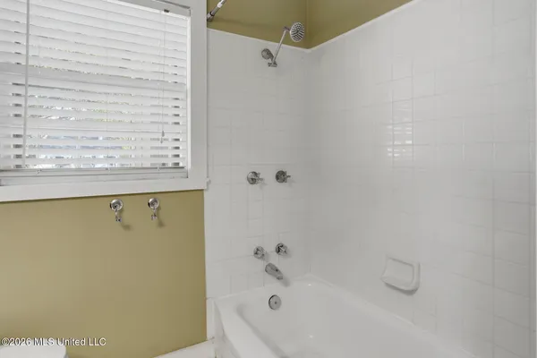 $265,000 | 1622 Poplar Boulevard, Jackson, MS 39202