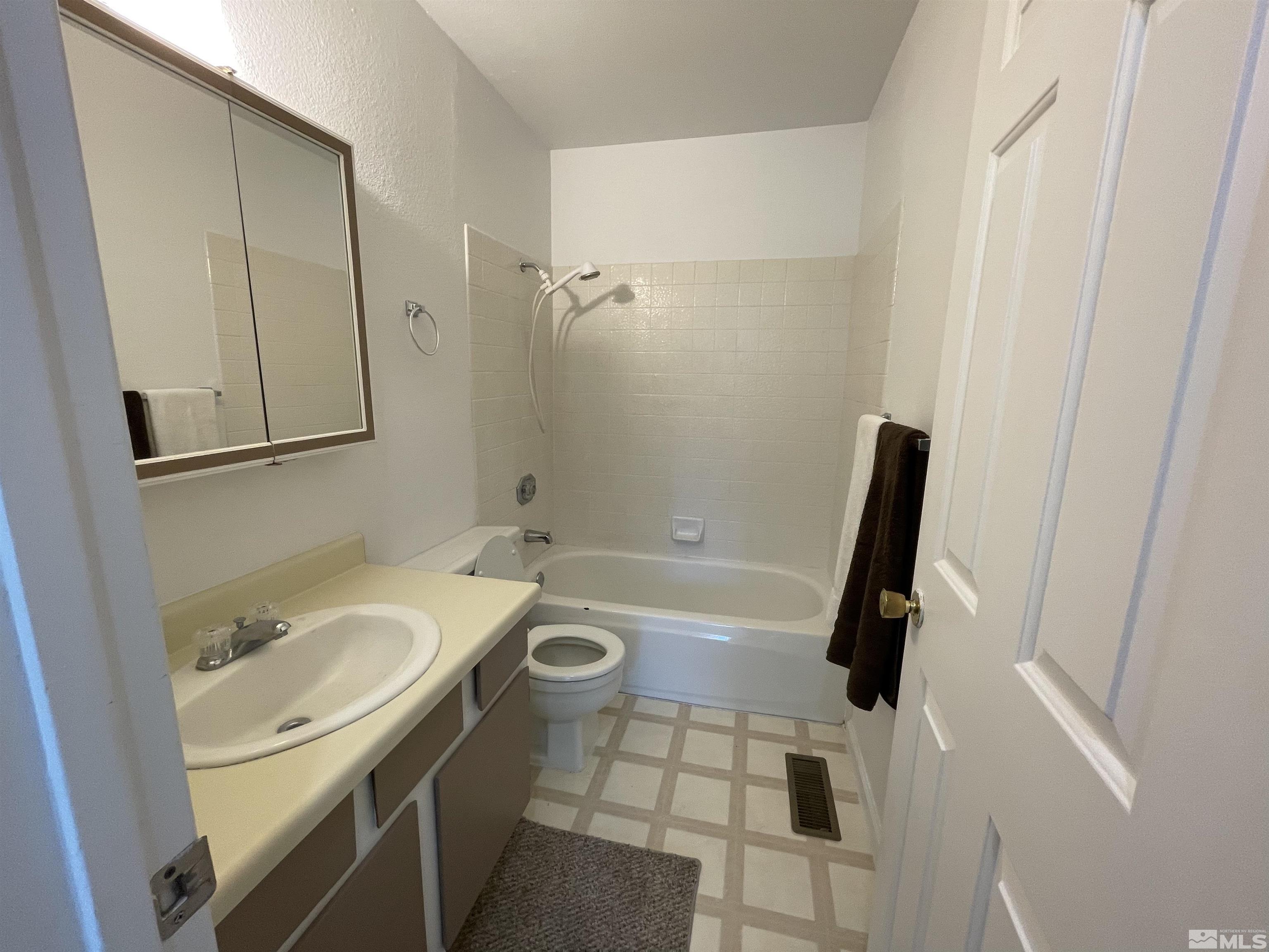 6405 Dandelion Street Reno, NV 89506 - Photo 16 of 22 Photo 16