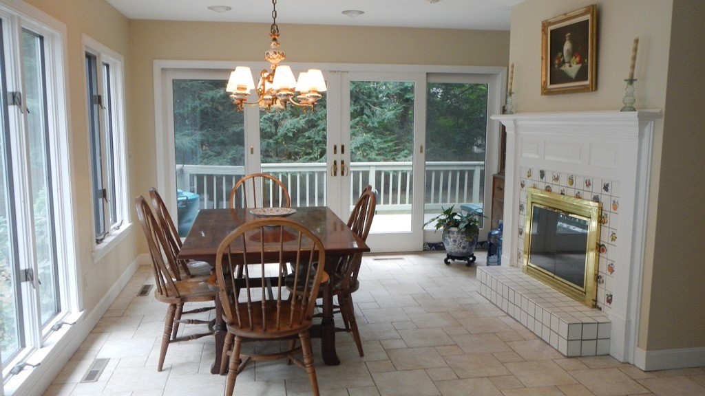 194 Colony Road Longmeadow, MA 01106 - Photo 10 of 30 Gallery Image 10