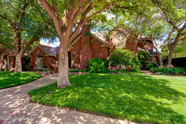 $775,000 | 8707 Savannah Avenue, Lubbock, TX 79424