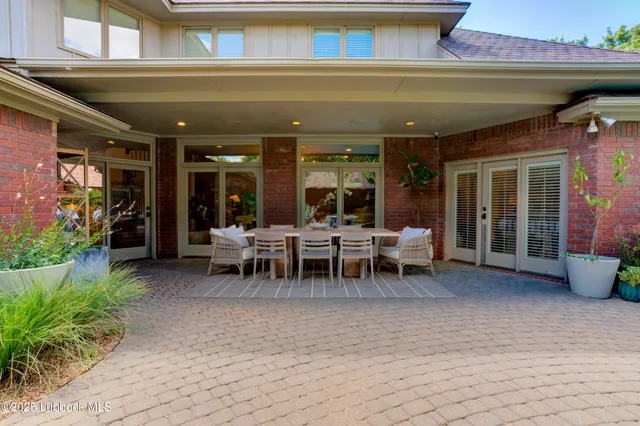 $775,000 | 8707 Savannah Avenue, Lubbock, TX 79424