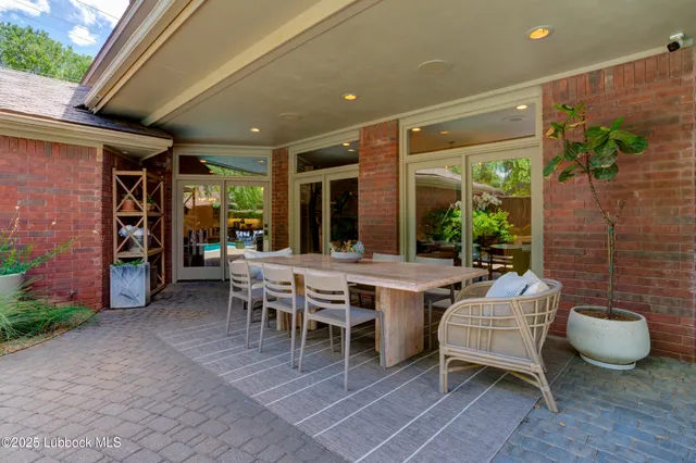 $775,000 | 8707 Savannah Avenue, Lubbock, TX 79424