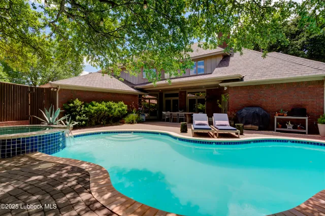 $775,000 | 8707 Savannah Avenue, Lubbock, TX 79424