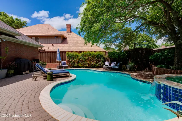 $775,000 | 8707 Savannah Avenue, Lubbock, TX 79424