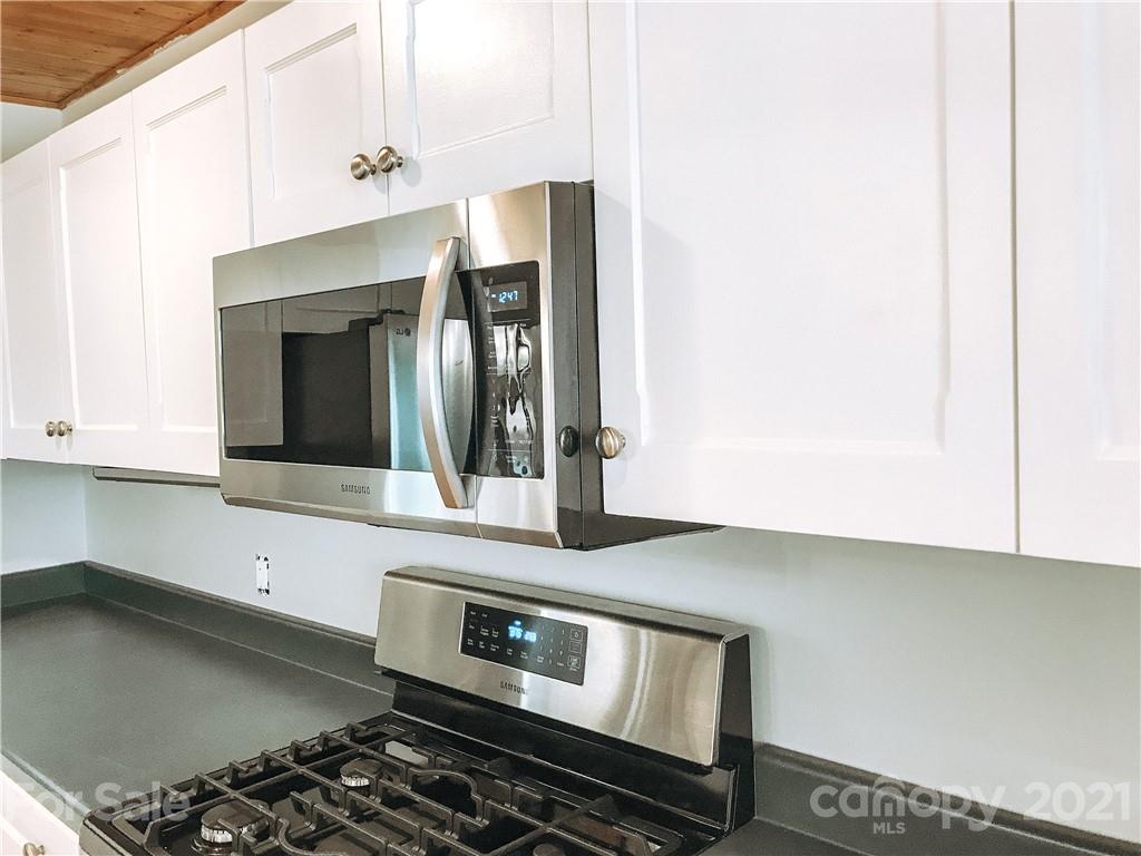 90 Thomas Road Spruce Pine, NC 28777 - Photo 12 of 39 Gallery Image 12