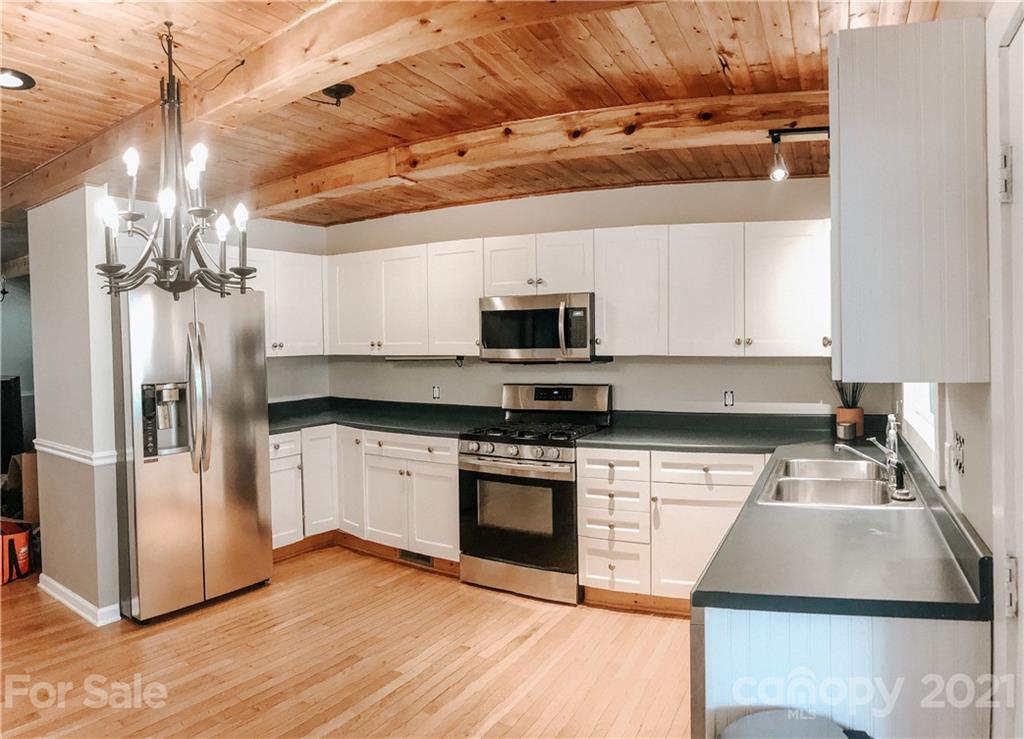 90 Thomas Road Spruce Pine, NC 28777 - Photo 13 of 39 Gallery Image 13