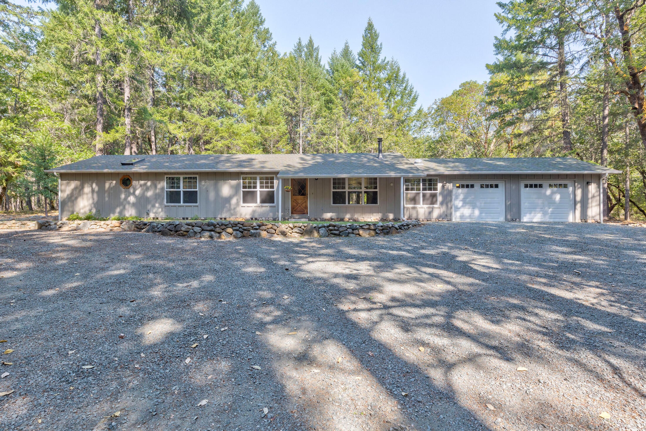 350 Fielder Creek Road Rogue River, OR 97537 - Photo 1 of 39 350Front