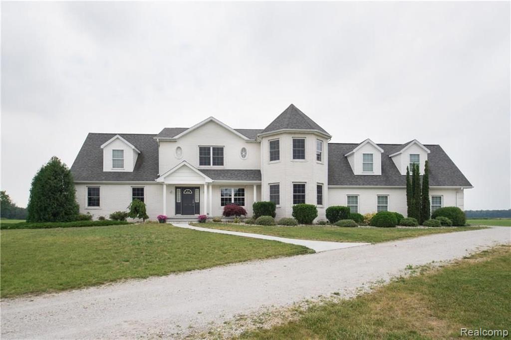 6355 North River Road Freeland, MI 48623 - Photo 1 of 51