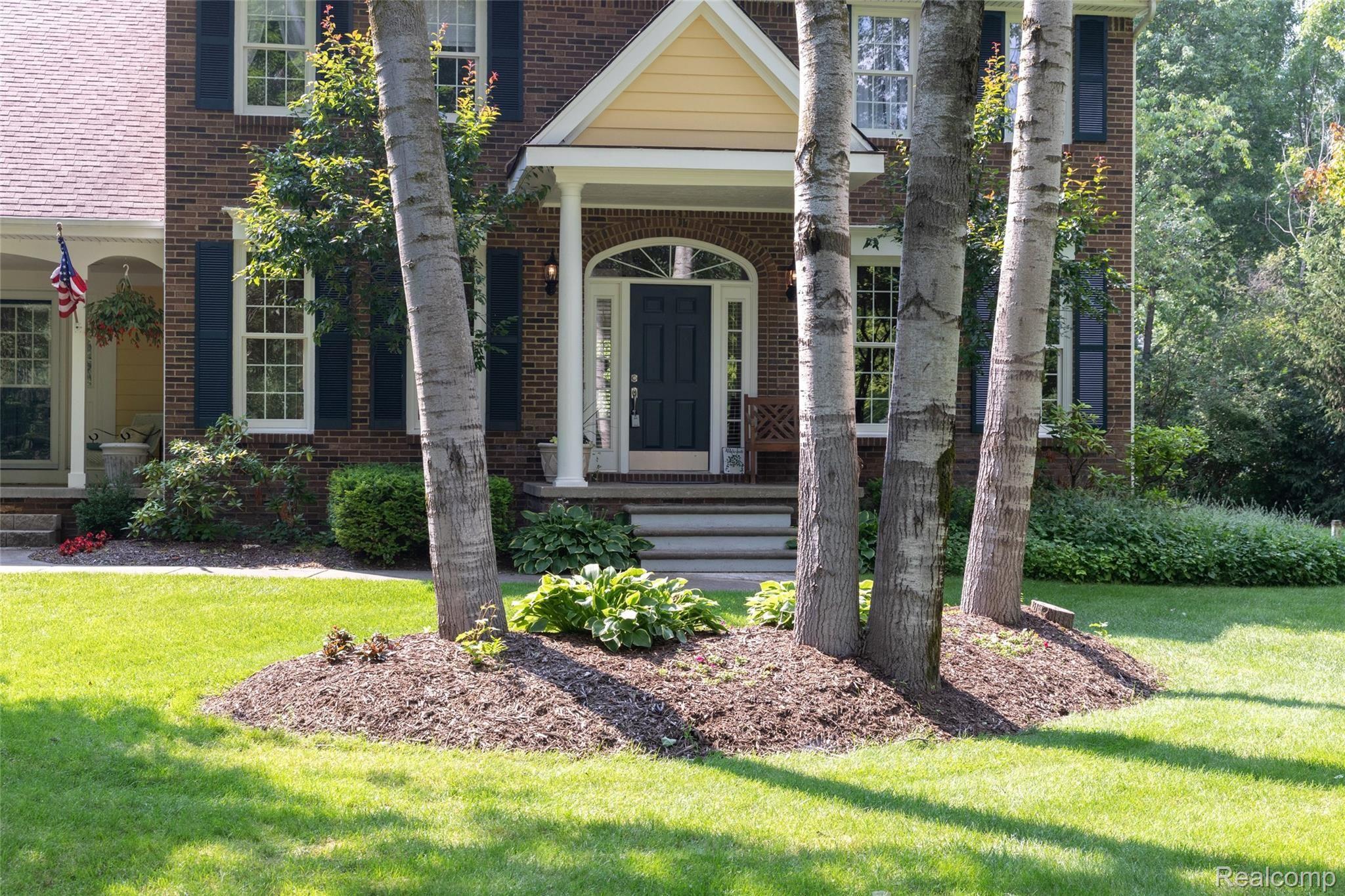 5233 Ridge Trail North Clarkston, MI 48348 - Photo 4 of 73 2.JPG