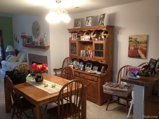 17006 Farmington Road Livonia, MI 48154 - Photo 7 of 9 Dining Area