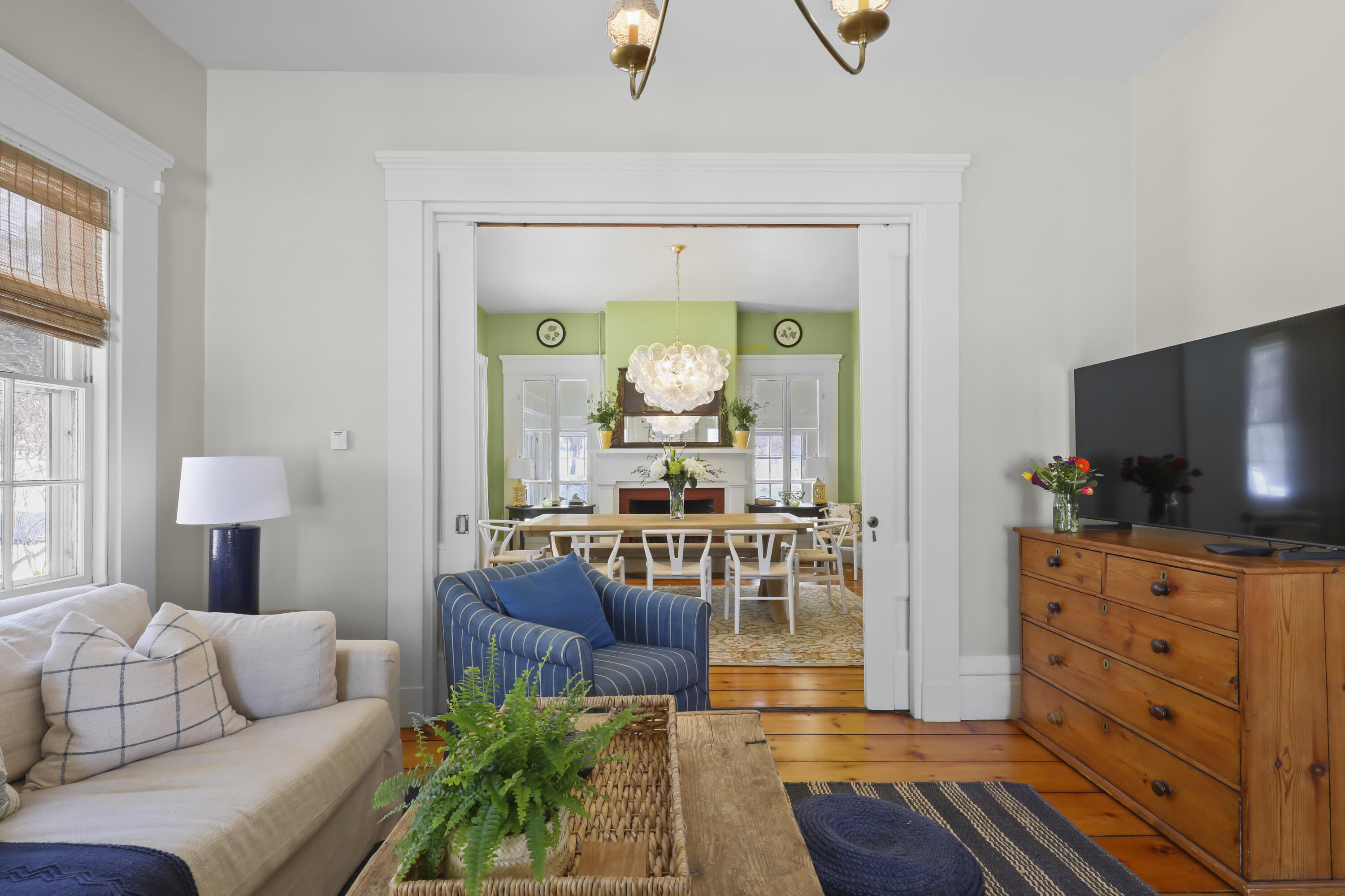 710 County Road Pocasset, MA 02559 - Photo 5 of 44 IMG_4305