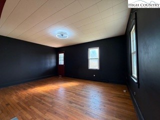 123 Stonewood Road Elkin, NC 28621 - Photo 3 of 7