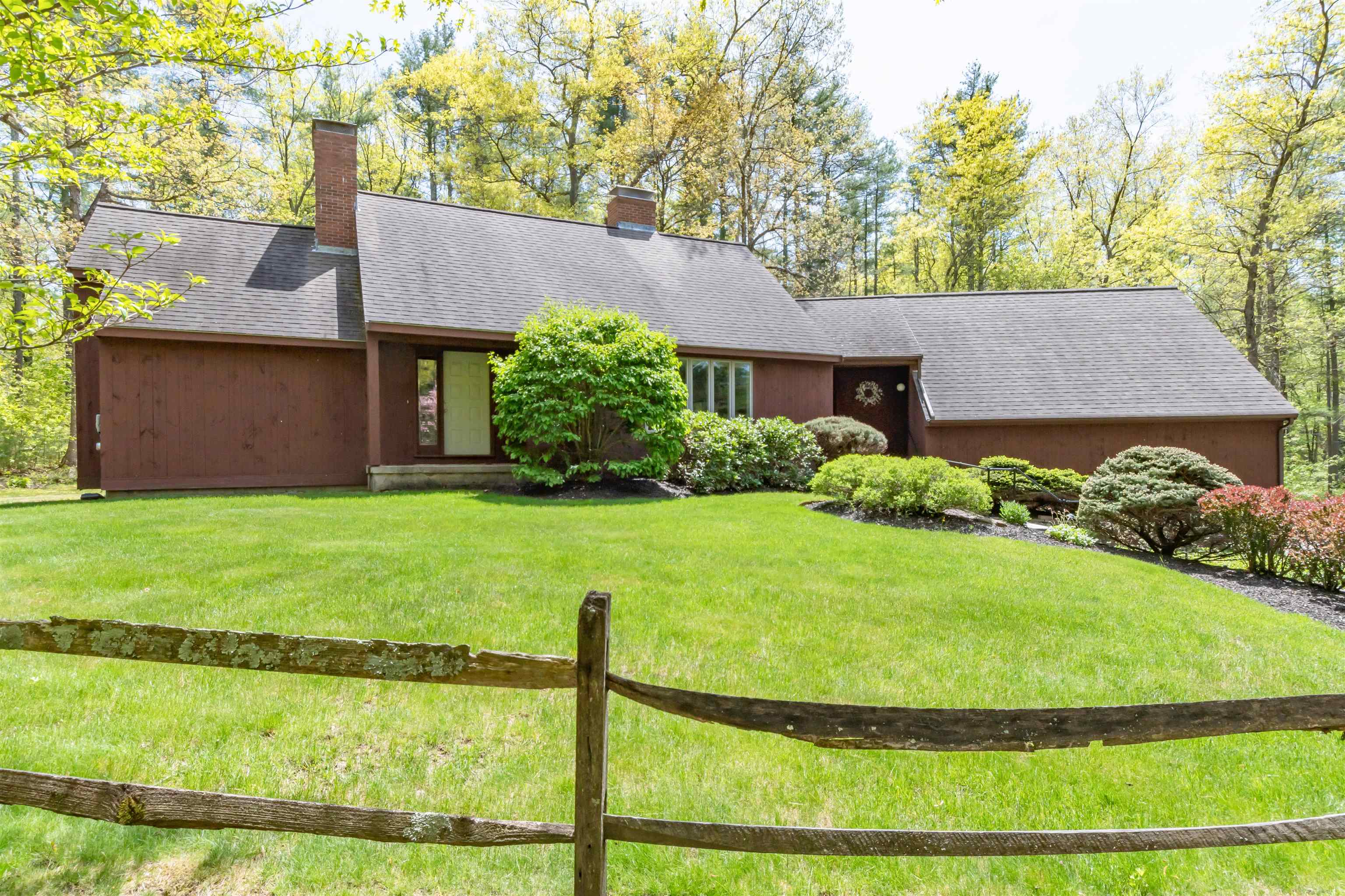 146 Farley Road Hollis, NH 03049 - Photo 2 of 37
