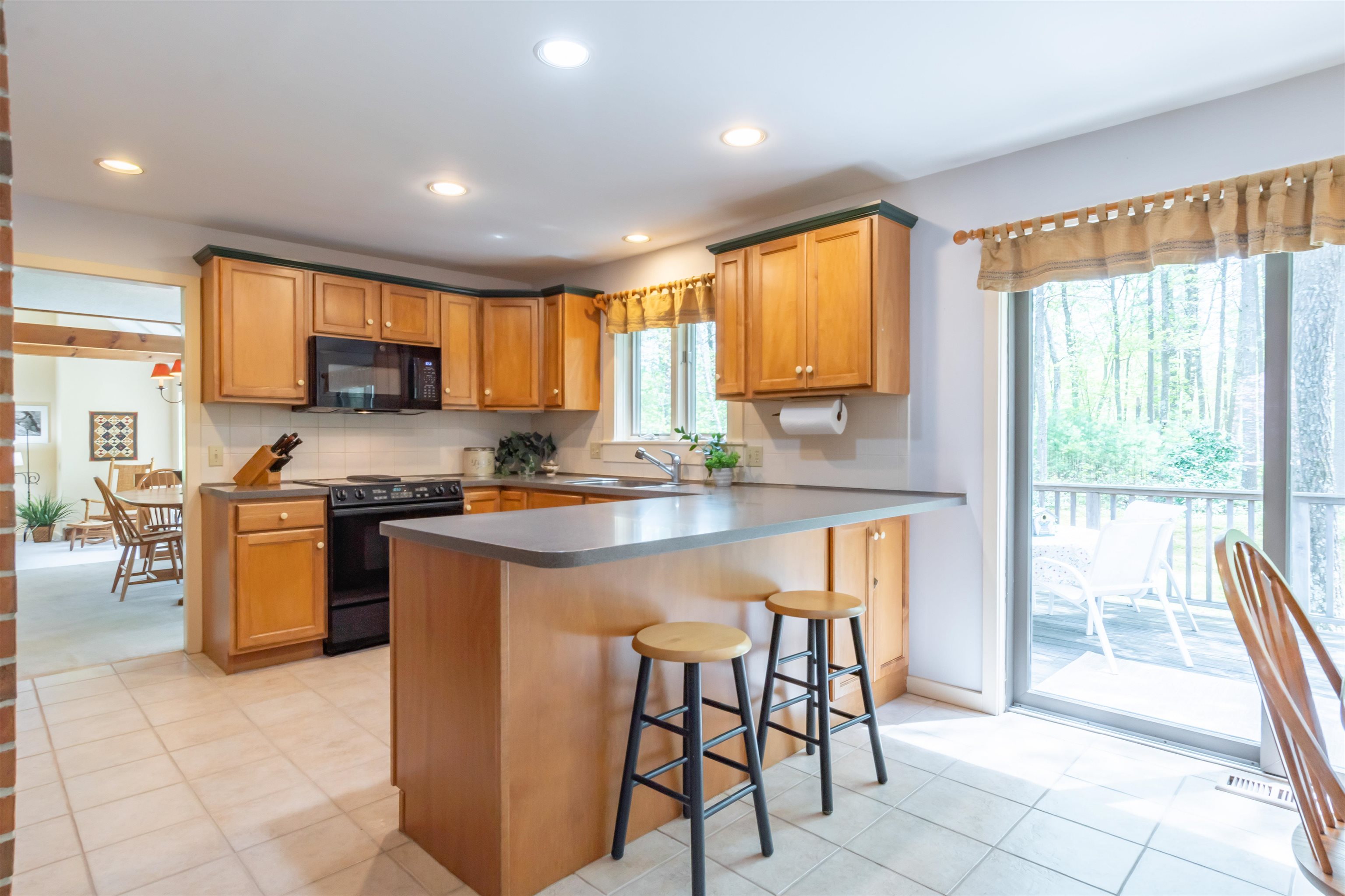 146 Farley Road Hollis, NH 03049 - Photo 7 of 37
