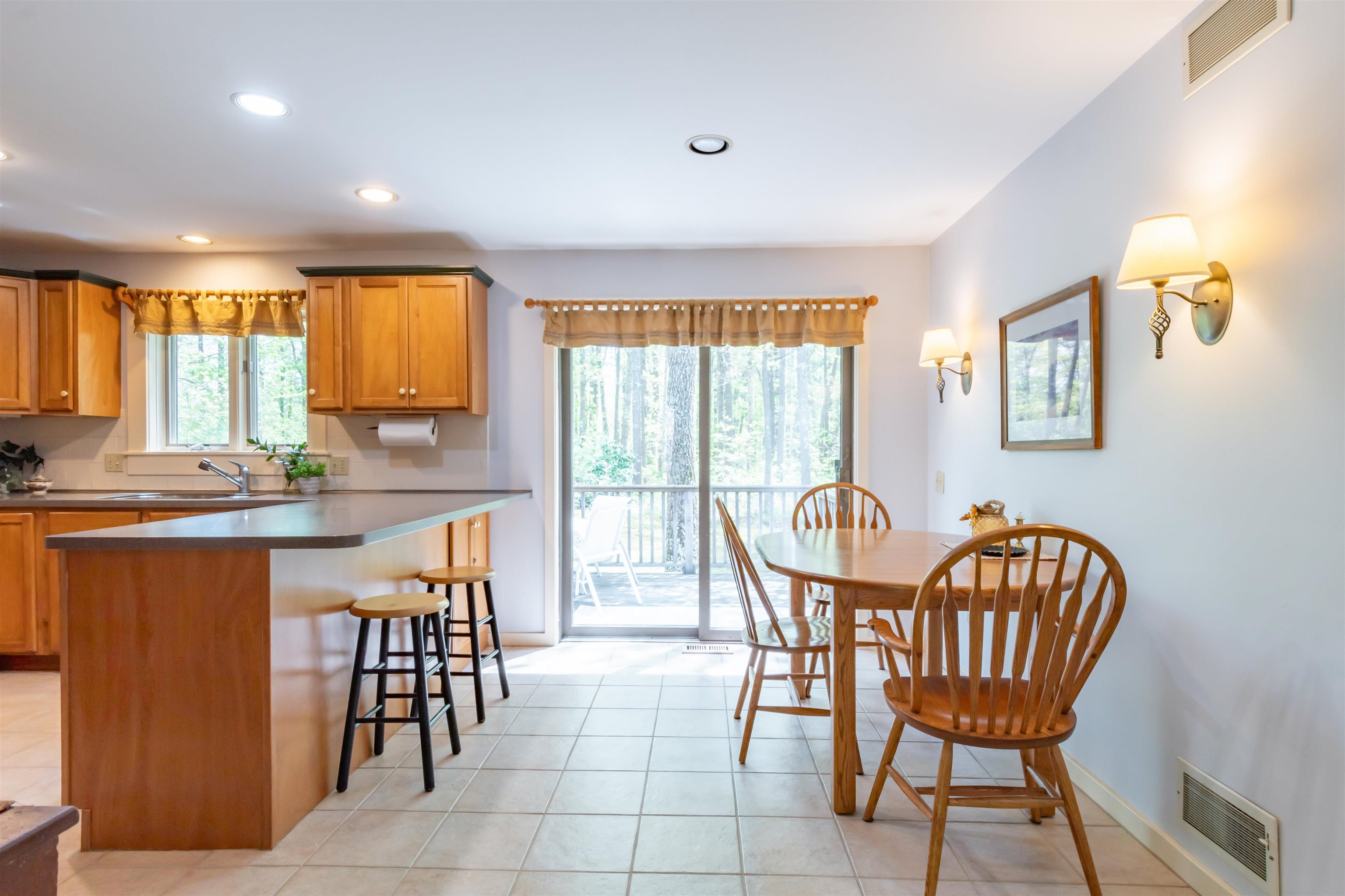 146 Farley Road Hollis, NH 03049 - Photo 8 of 37
