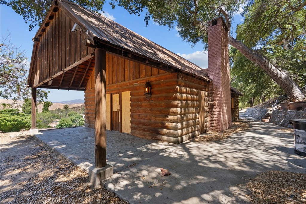 27772 Parker Road Castaic, CA 91384 - Photo 15 of 31