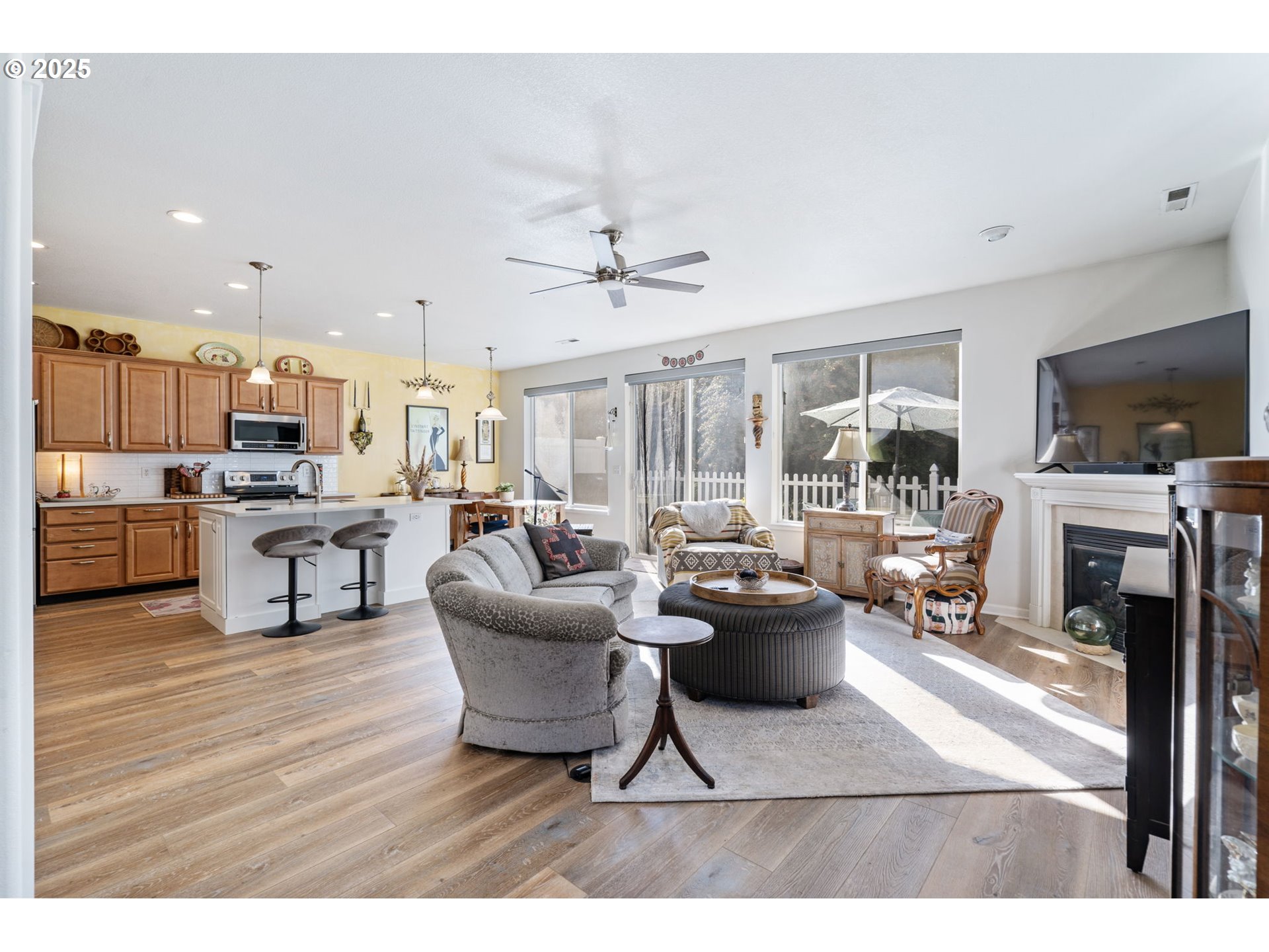 21780 Northeast Larkspur Lane Fairview, OR 97024 - Photo 5 of 31