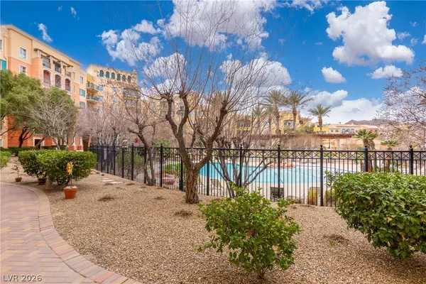 $1,250 | 30 Strada Di Villaggio, Unit 142, Henderson, NV 89011