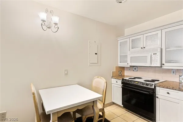 $1,250 | 30 Strada Di Villaggio, Unit 142, Henderson, NV 89011