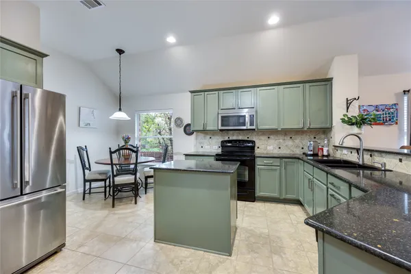 $2,900 | 1426 Gracy Drive, Austin, TX 78758