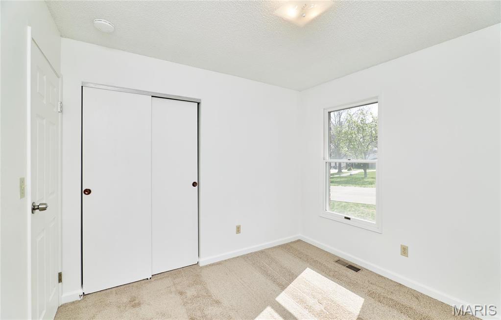 5625 Brookstone View Drive St. Louis, MO 63129 - Photo 26 of 32