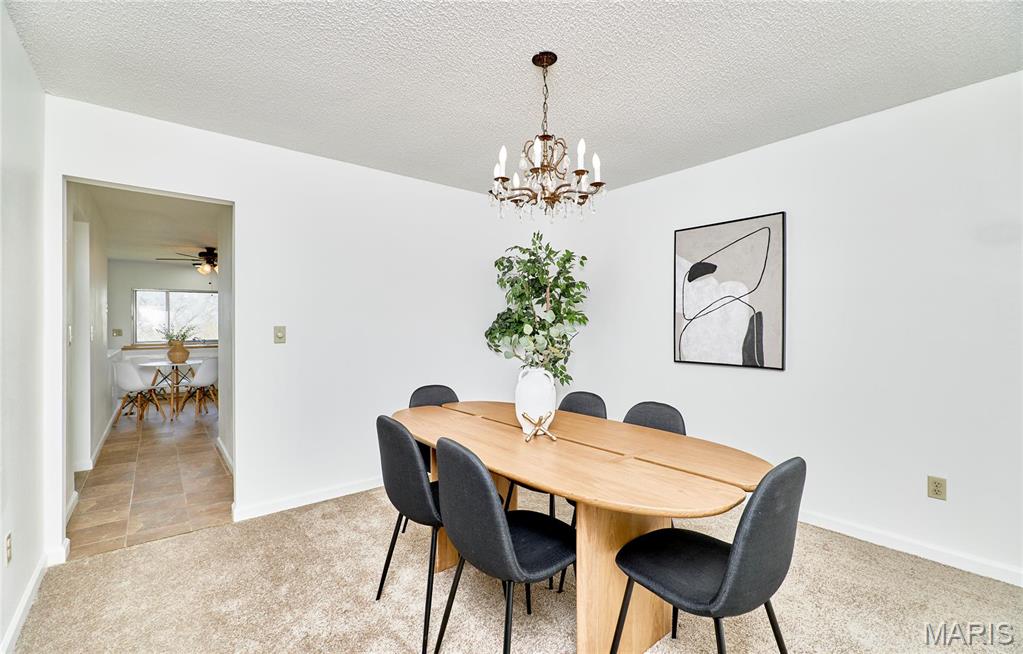 5625 Brookstone View Drive St. Louis, MO 63129 - Photo 8 of 32