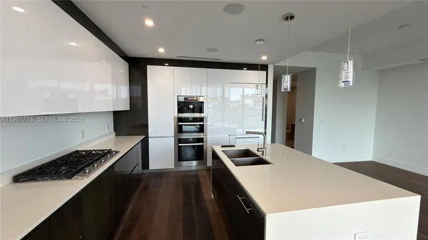 $1,320,000 | 3250 Northeast 188th Street, Unit 204, Aventura, FL 33180