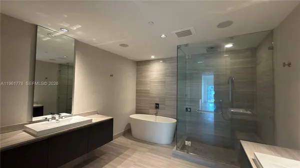 $1,320,000 | 3250 Northeast 188th Street, Unit 204, Aventura, FL 33180