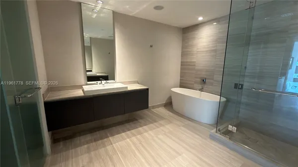 $1,320,000 | 3250 Northeast 188th Street, Unit 204, Aventura, FL 33180