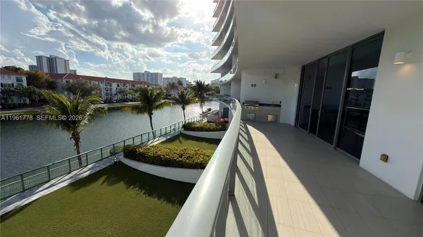 $1,320,000 | 3250 Northeast 188th Street, Unit 204, Aventura, FL 33180