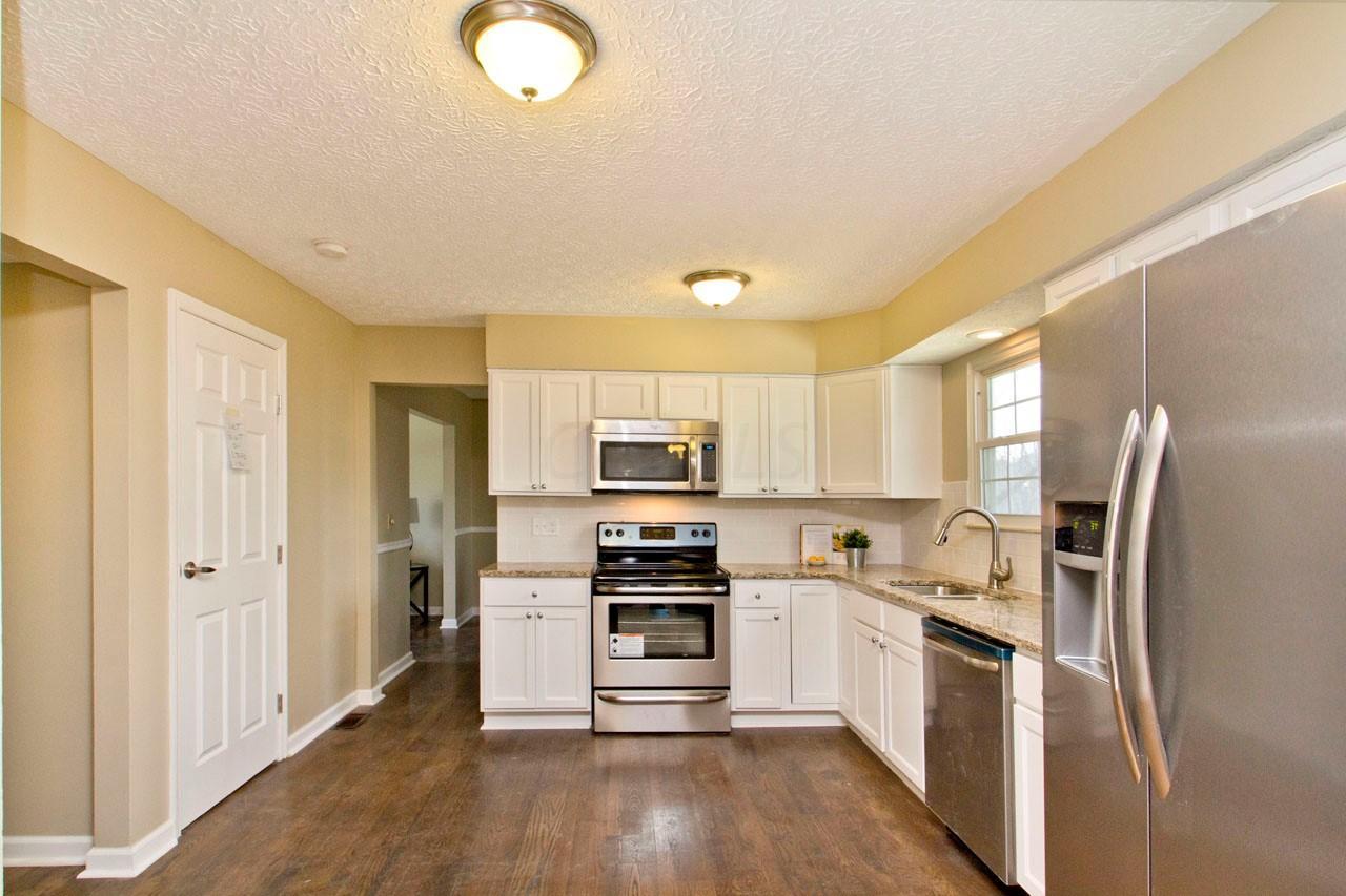 747 Quaker Ridge Court Columbus, OH 43230 - Photo 9 of 28