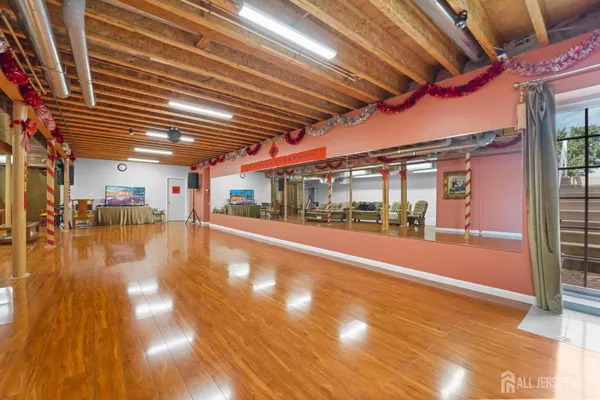 $1,960,000 | 5 Bouvier Lane, East Brunswick, NJ 08816