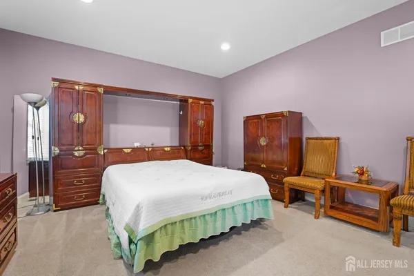 $1,960,000 | 5 Bouvier Lane, East Brunswick, NJ 08816