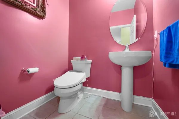 $1,960,000 | 5 Bouvier Lane, East Brunswick, NJ 08816