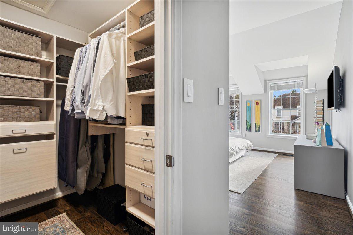 2554 Bear Den Road Frederick, MD 21701 - Photo 34 of 78 En-suite walk-in closet