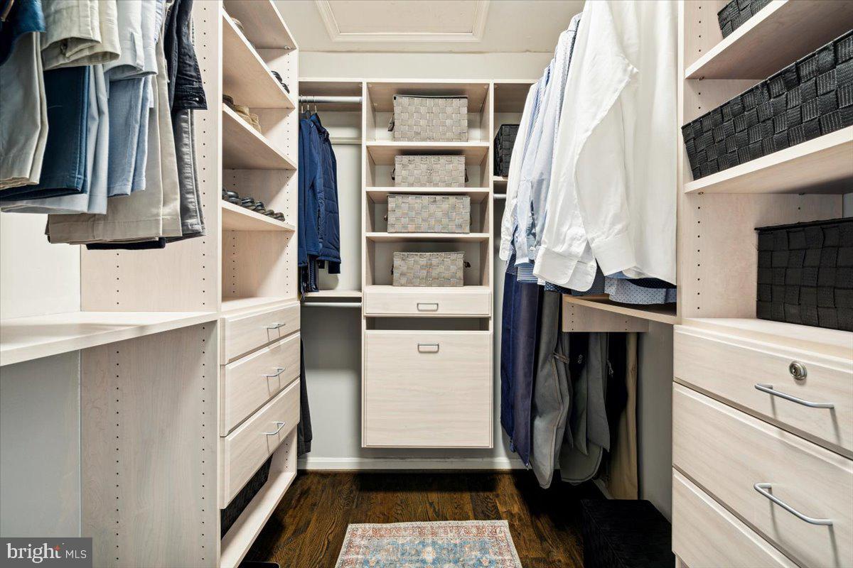 2554 Bear Den Road Frederick, MD 21701 - Photo 35 of 78 En-suite walk-in closest