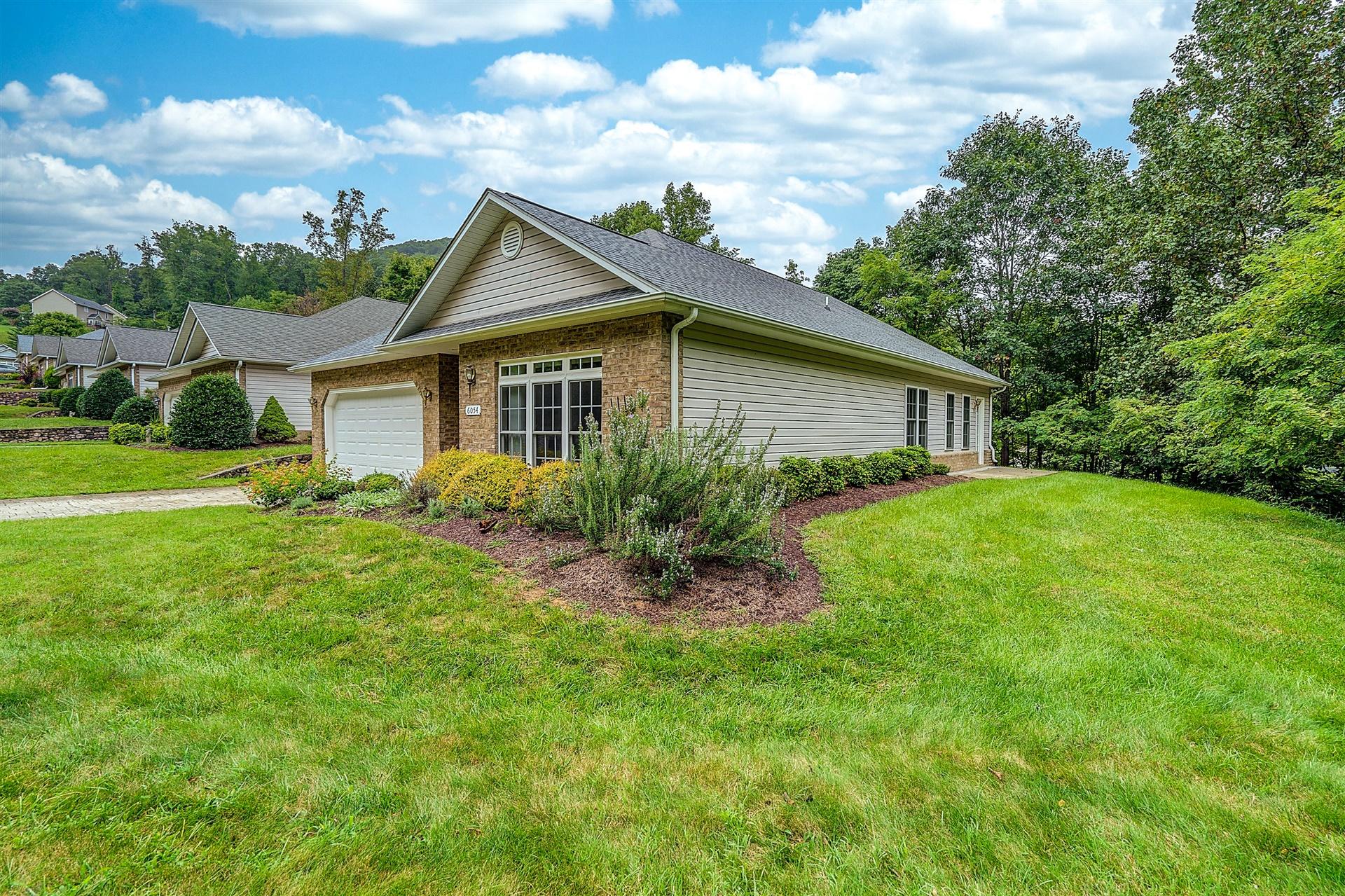 6054 Brahma Road Roanoke, VA 24018 - Photo 2 of 30 02-DSC00341_2_3_4_5