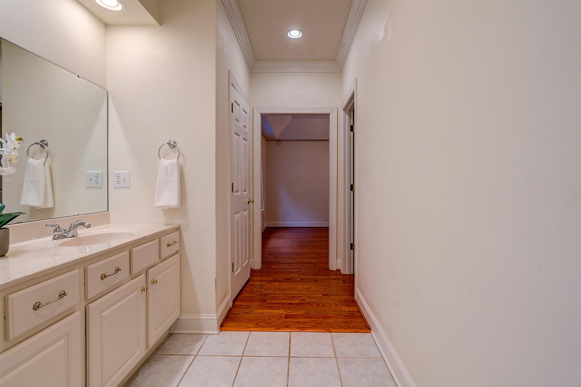 6054 Brahma Road Roanoke, VA 24018 - Photo 25 of 30 25-DSC00331_2_3_4_5