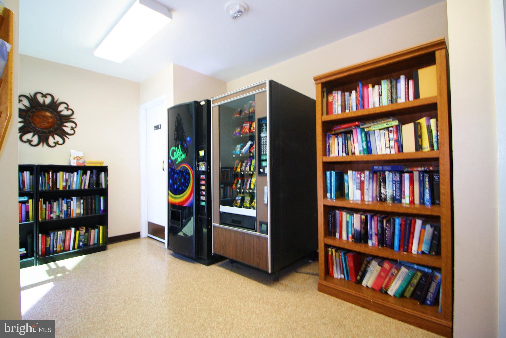 205 East Joppa Road, Unit 1603 Towson, MD 21286 - Photo 41 of 50 Library