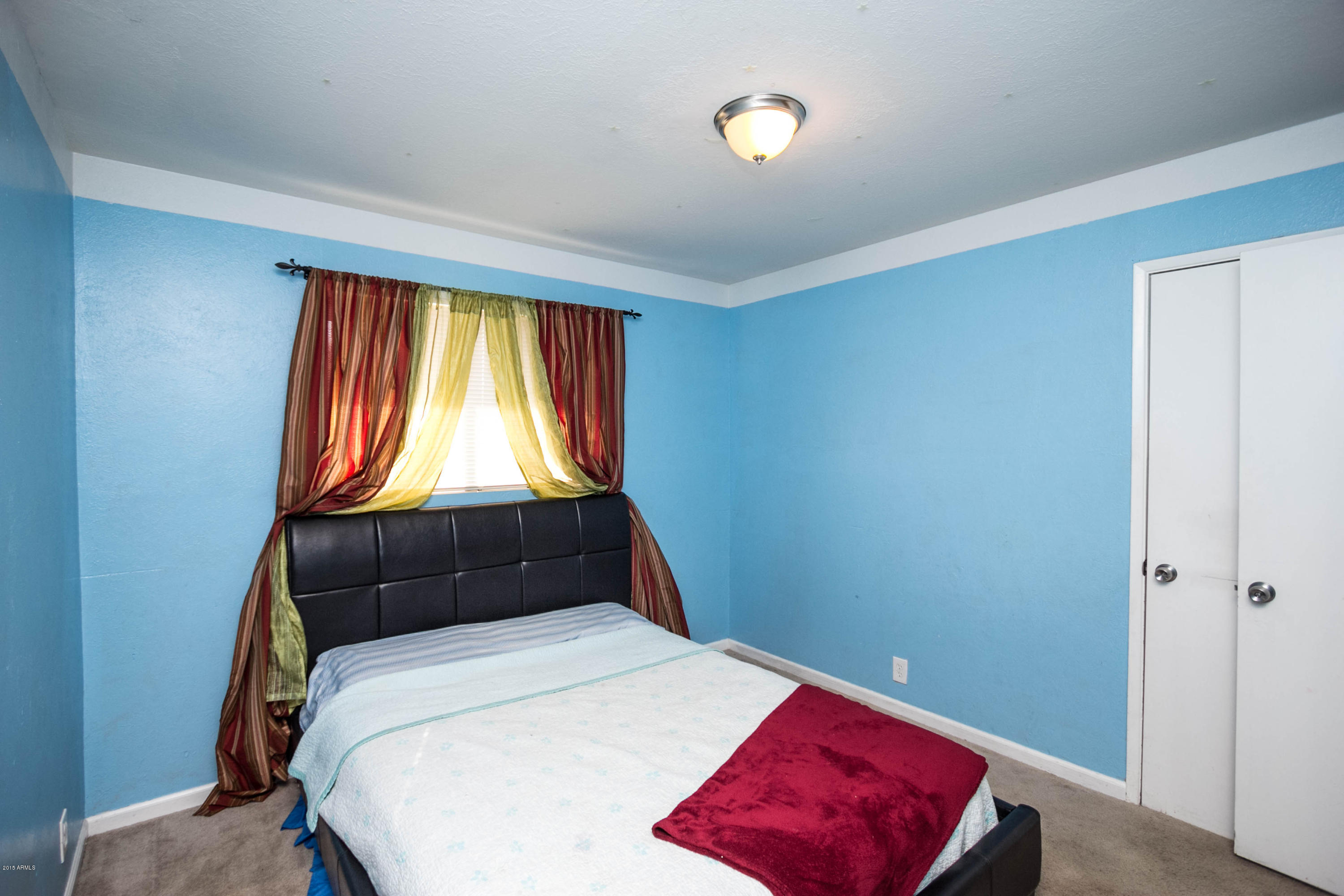 1816 East Chipman Road Phoenix, AZ 85040 - Photo 8 of 27 IMG_1988