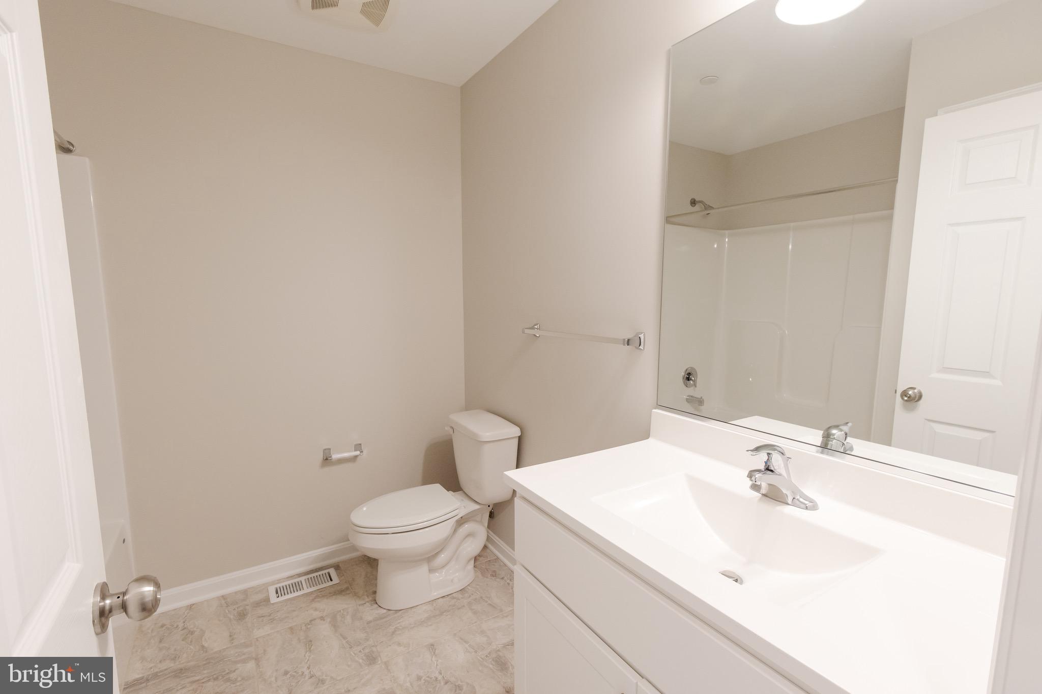 103 East Step Road Chestertown, MD 21620 - Photo 11 of 19 Hall Bath with tub shower , and linen closet.