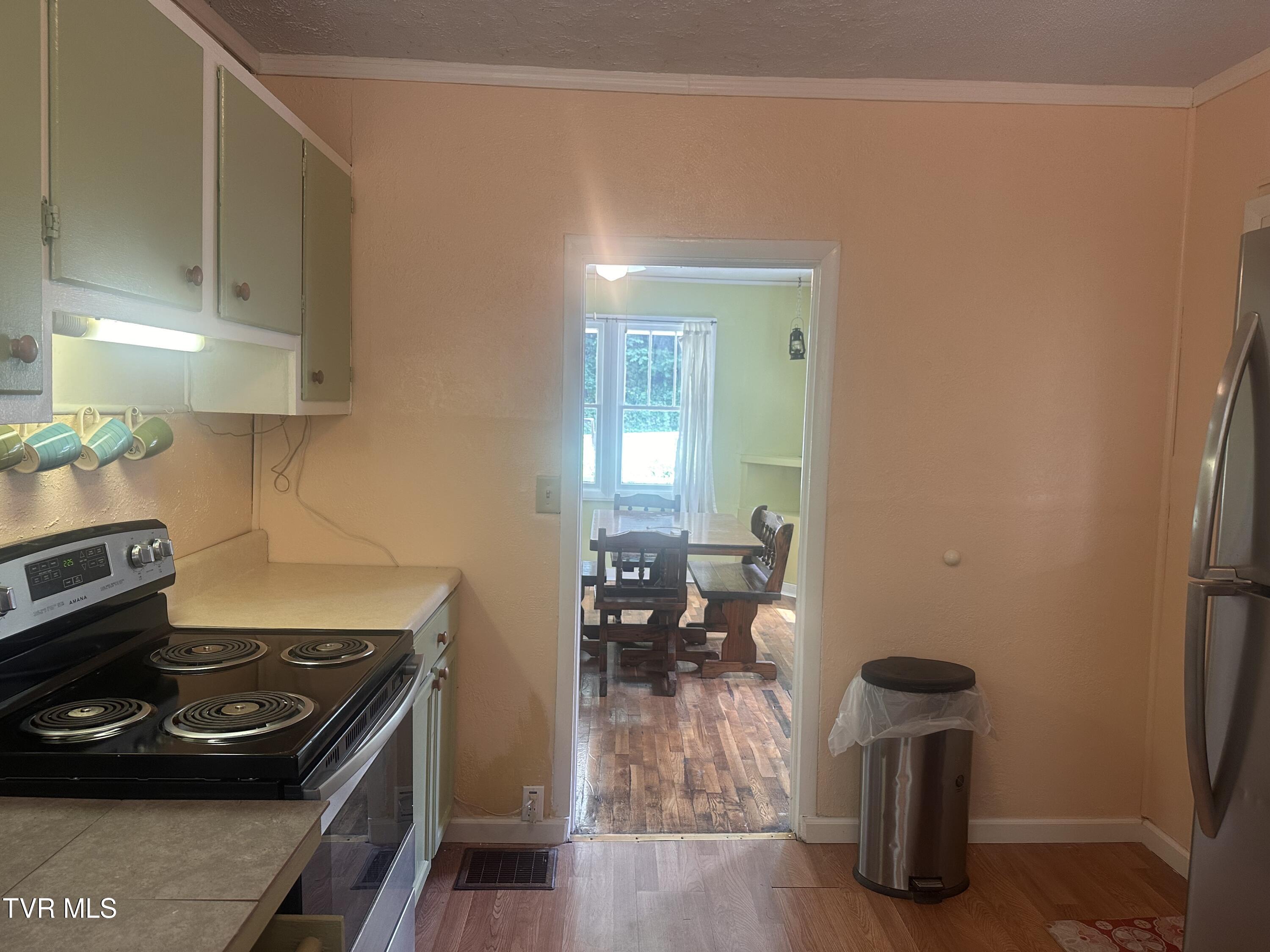 1012 Ward Fork Road Grundy, VA 24614 - Photo 22 of 37 IMG_2949