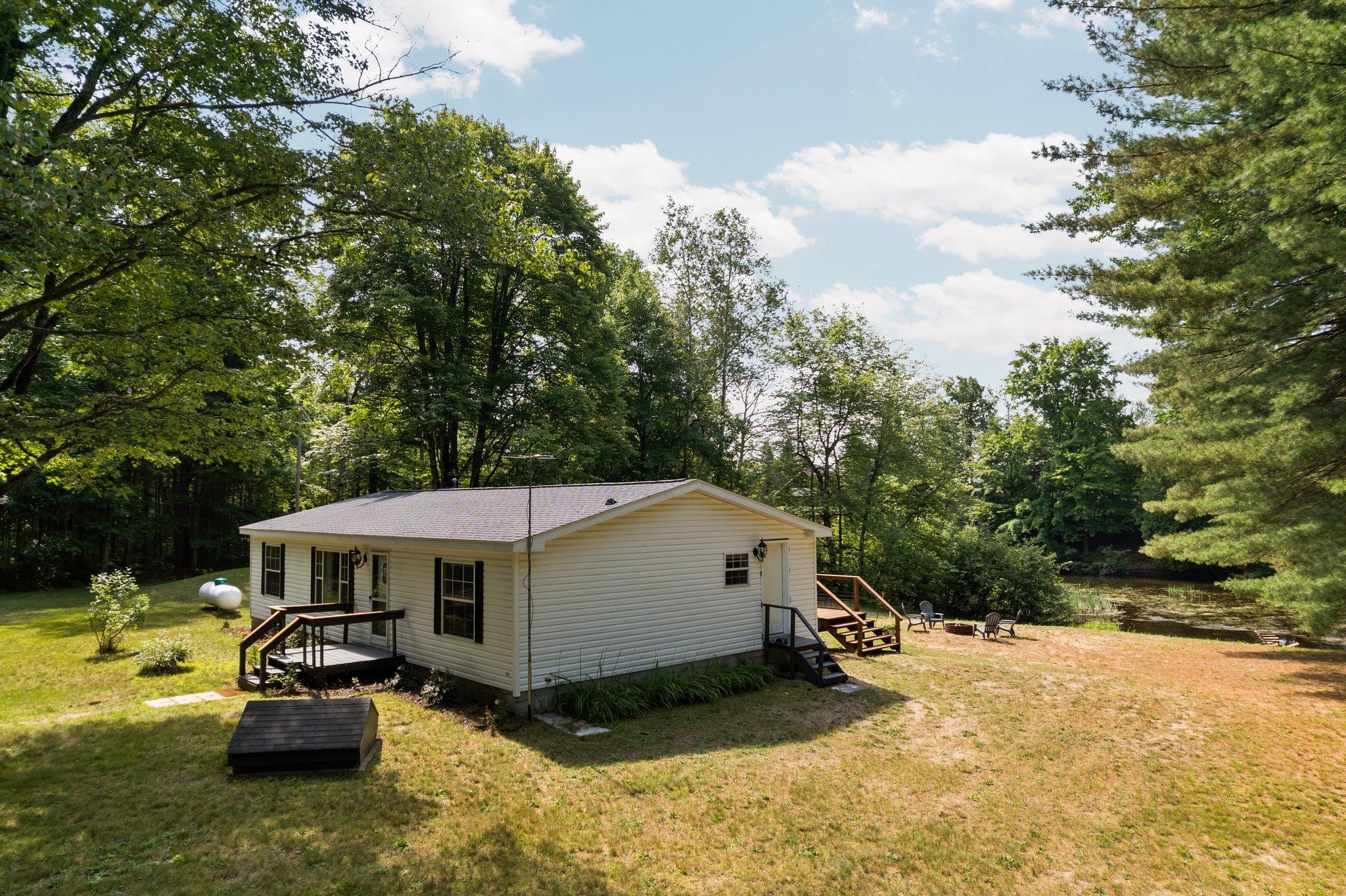 2245 West Rainbow Road McBain, MI 49657 - Photo 11 of 66 Gallery Image 11