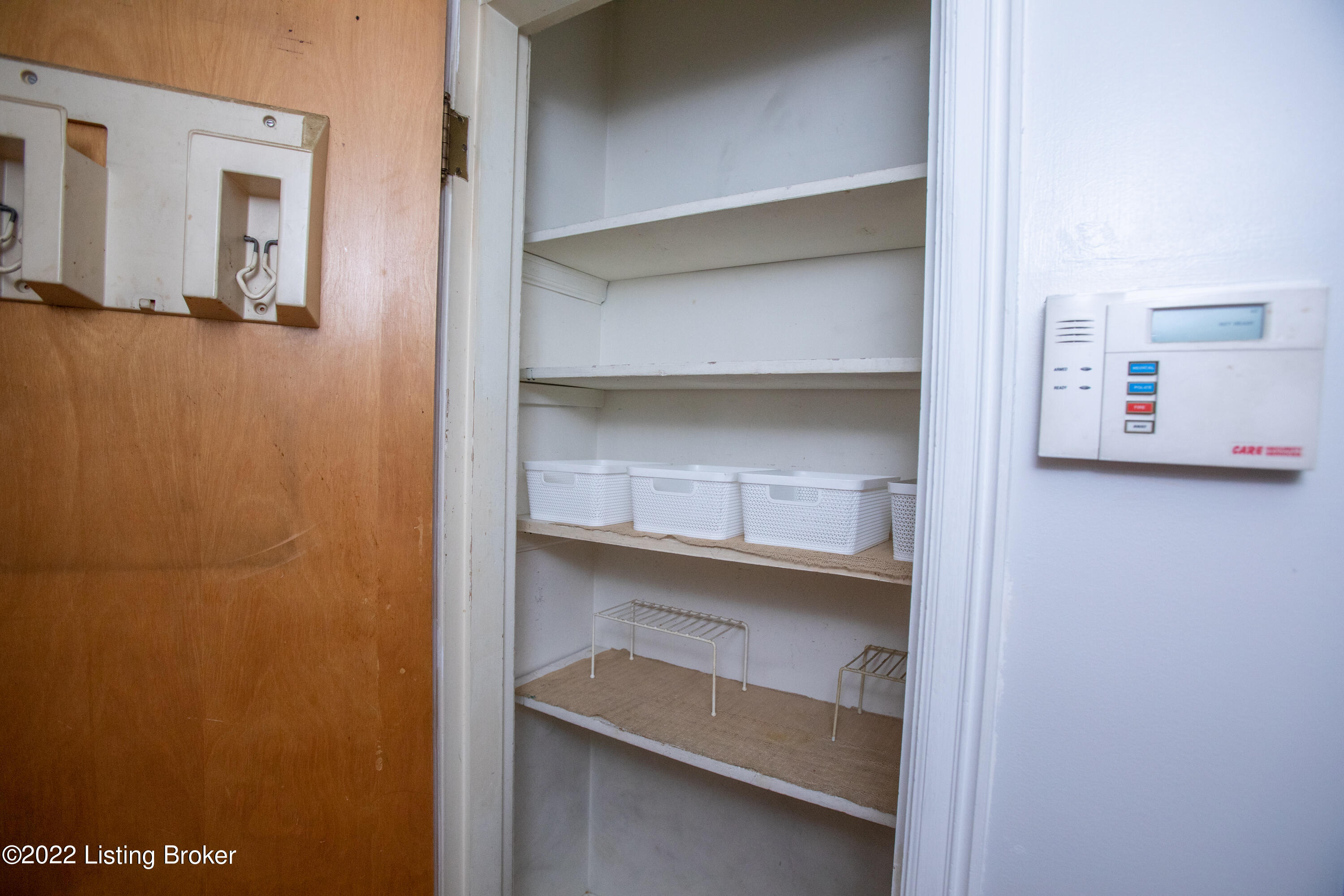1631 Nightingale Road Louisville, KY 40213 - Photo 28 of 34 Closet