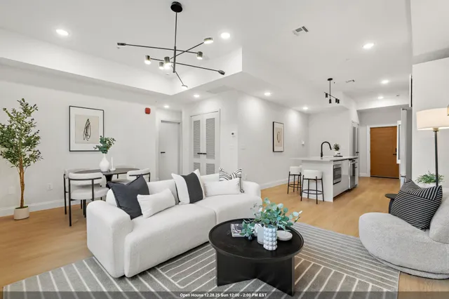 $749,000 | 192 Cambridge Avenue, Unit 2, Jersey City, NJ 07307