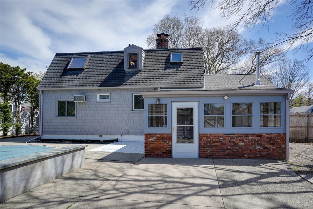 4 Ellery Road Waltham, MA 02453 - Photo 3 of 42 Gallery Image 3