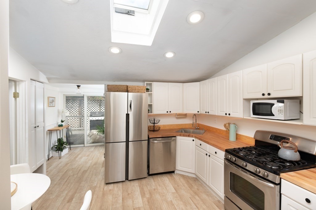 16 Furbush Road Nahant, MA 01908 - Photo 6 of 20 Gallery Image 6