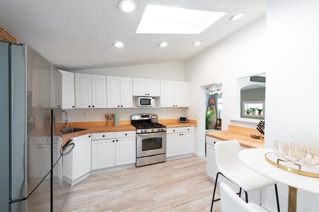 16 Furbush Road Nahant, MA 01908 - Photo 7 of 20 Gallery Image 7